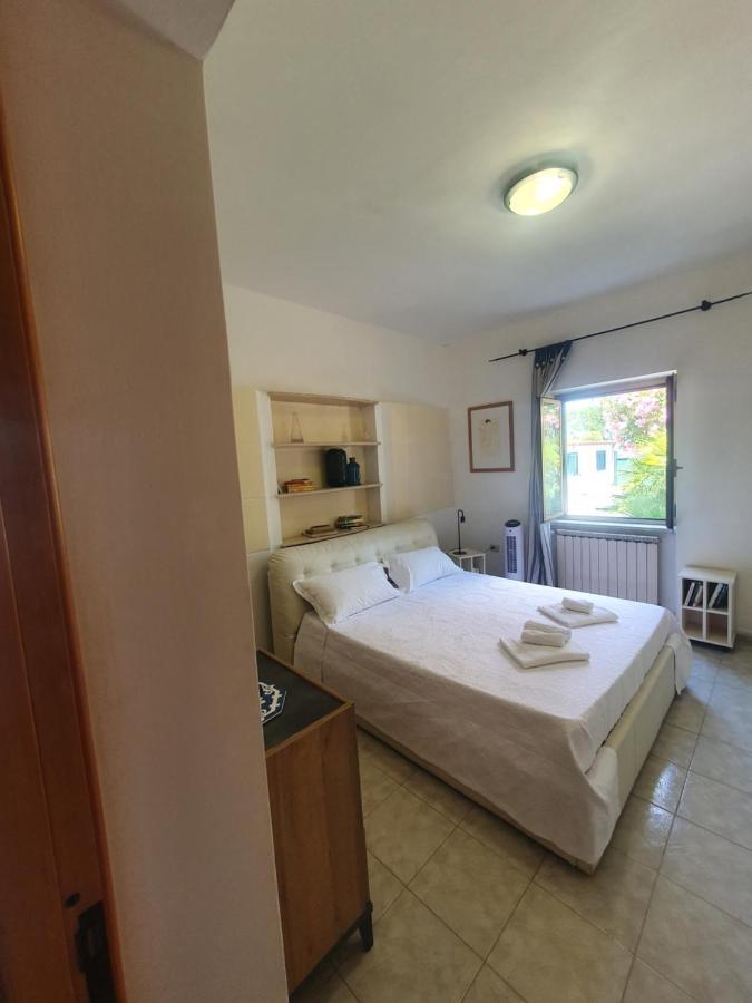 Villa Andrea'S House à Fiumicino Extérieur photo